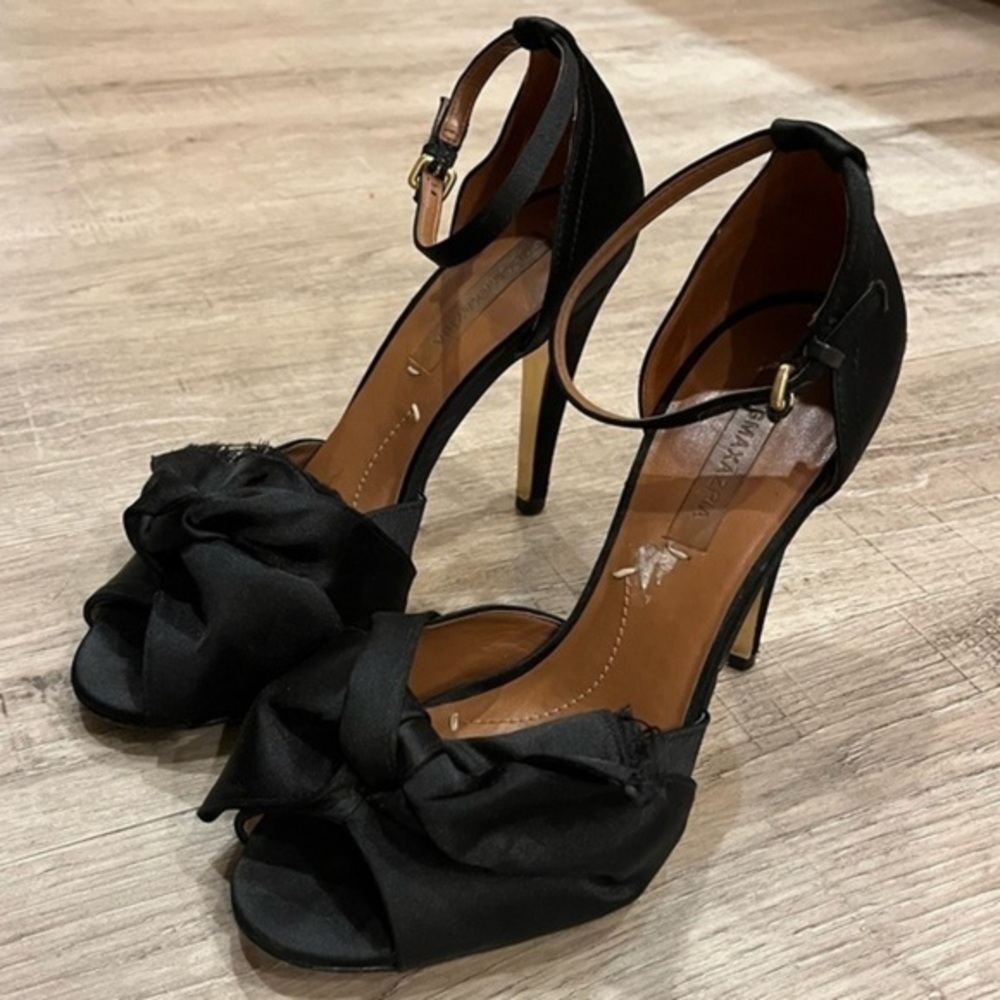 BCBGMaxAzria Black Stiletto Heels 8.5 B - Picture 4 of 15